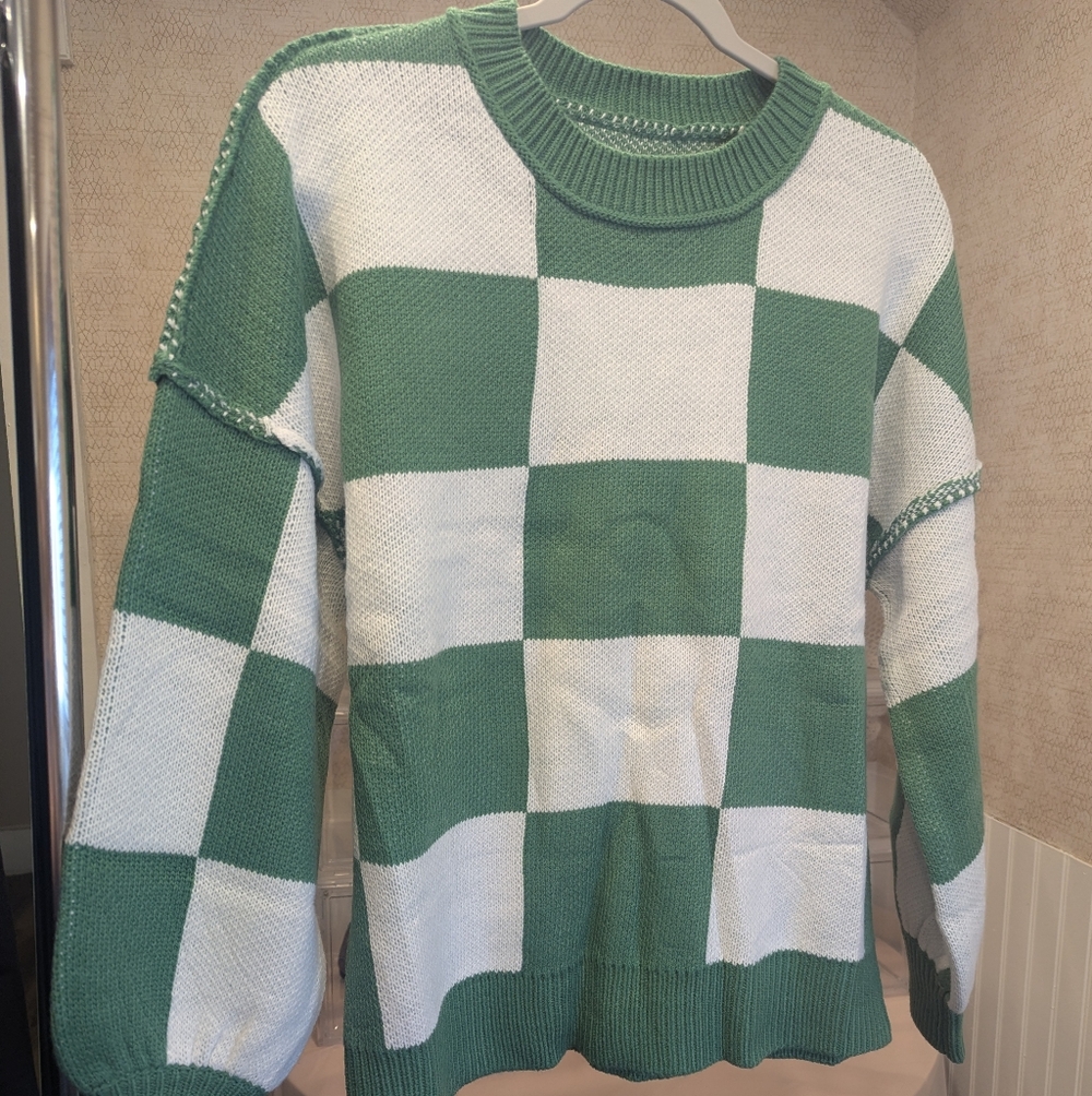 New Green And White Checkered Womens Sweater, Small, Raw Exposed Seams, Soft - Picture 3 of 5